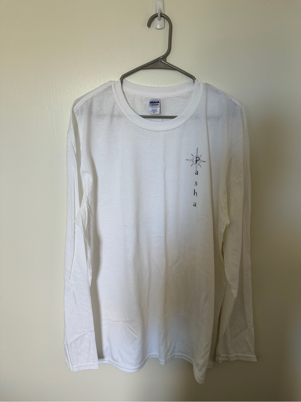 Men’s White LongSleeve Top